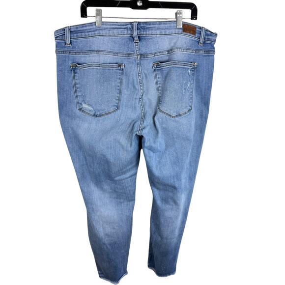 Judy Blue Light Wash High Rise Destroyed Distressed Ankle Fit Stretchy Jeans 20W - Picture 2 of 9